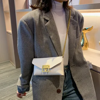 

2020 New Korean Female Silm Chain and Locked Envelope Bag Versatile Fragrance Style Lady Crossbody Shoulder Mini Bag