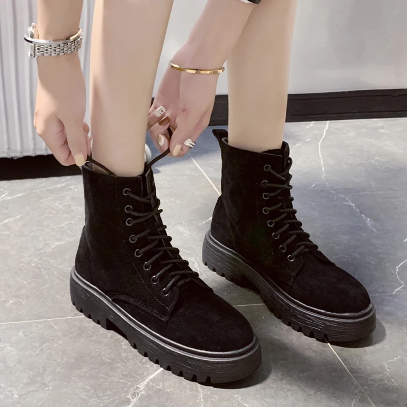 New Western Boots Cowboy Boots Women Lace Up Black Boots Fashion Ankle Boots Women Shoes Combat Punk Boots Rubber Platform