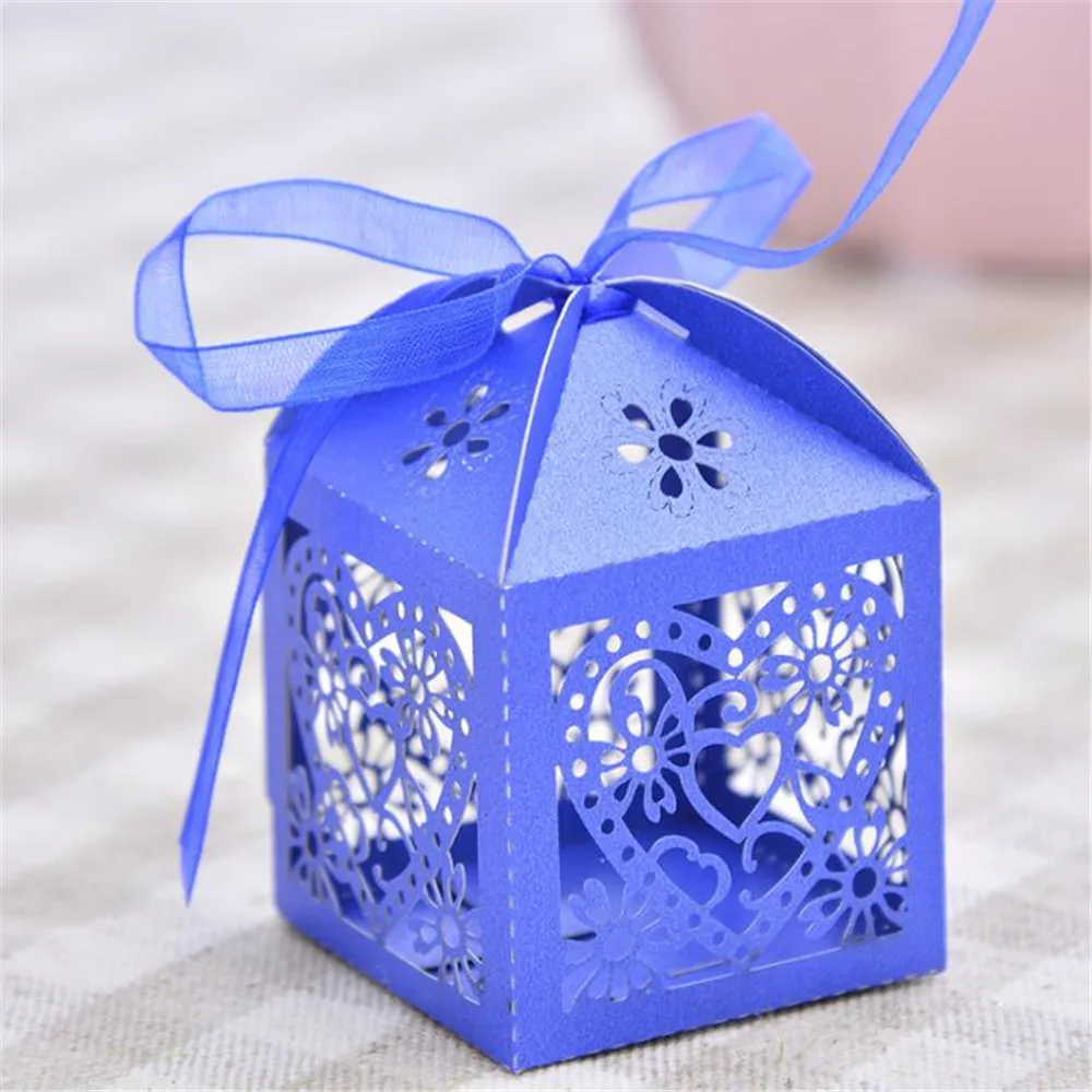 Продвижение дизайн сердца лазерной резки свадьба, сладости подарочная упаковка для конфет коробки с лентой украшения стола