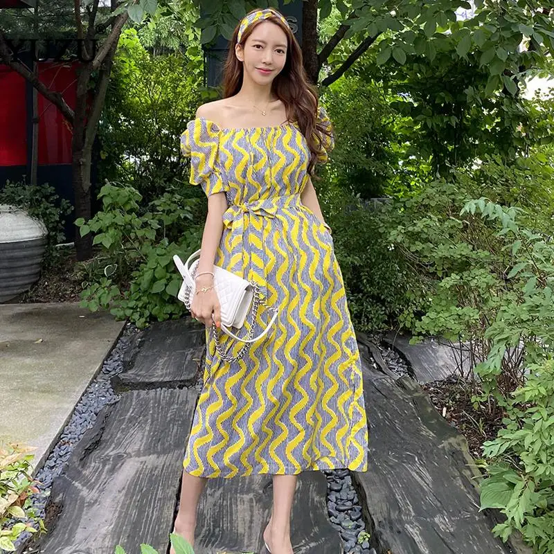 

Beach Style Yellow Striped Loose Summer Dress Square Collar Short Puff Sleeve With Belt Mid-calf Vacation Travel With Headband