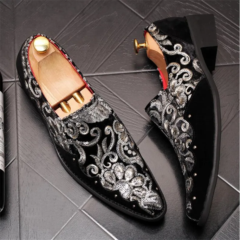 Men Exquisite Embroidery Leather Shoes Colorful Handmade Formal Wear Shoes Fashion Rivets Sequin Man Night club Casual Flats