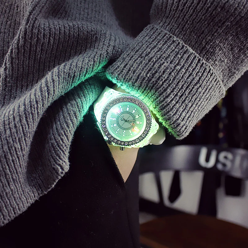 WOMEN WATCH  (11)