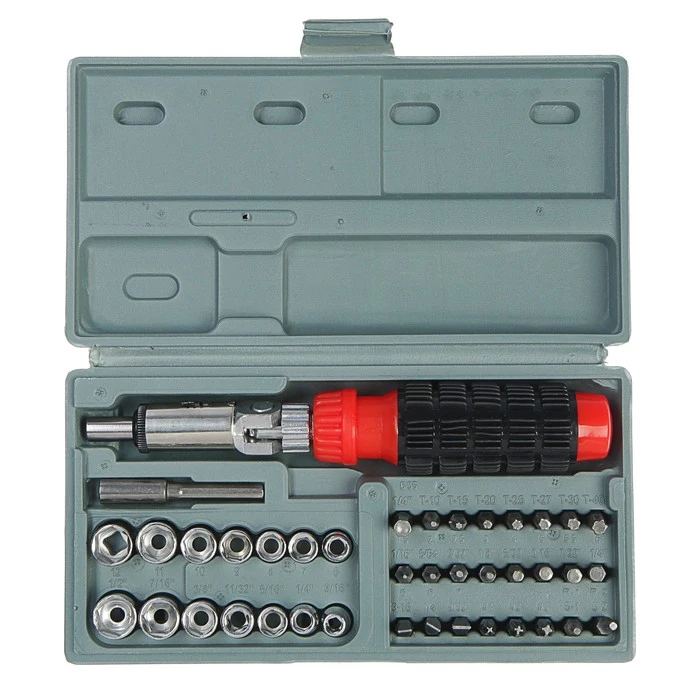  Reversible screwdriver TUNDRA, with a set of bits and heads in case, 40 items 881844 Screwdriver  repair tools hand ► Photo 2/5