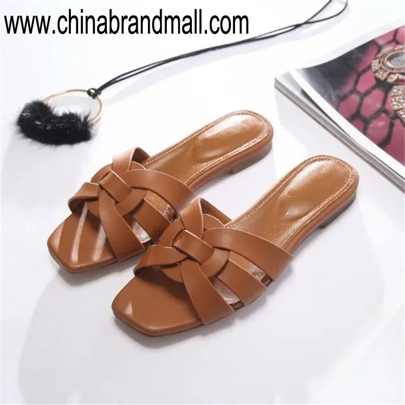 

Women Slippers Summer Outdoor Leisure Flip Flops Slip Clip Foot Flat Cross Tide Sandals Slipper Luxury Brand Designers Flats