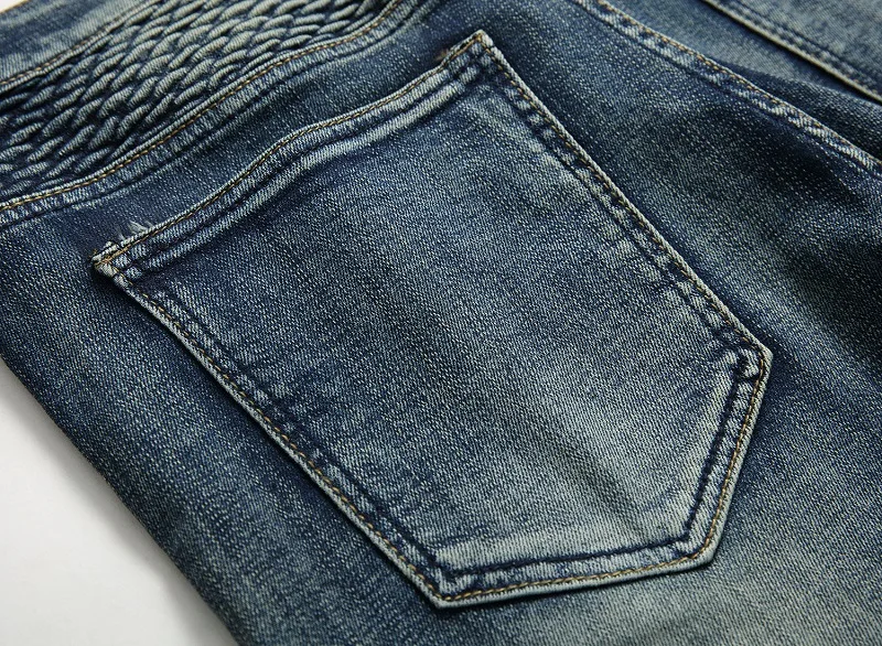 17210506585_1929263513