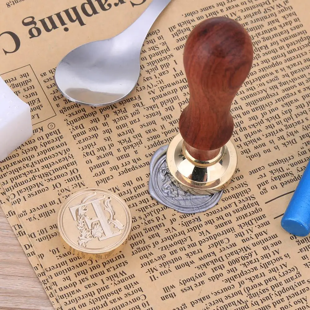 Ancient English Alphabet Letter Metal Sealing Wax Stamps Stick Candles  NIGH 