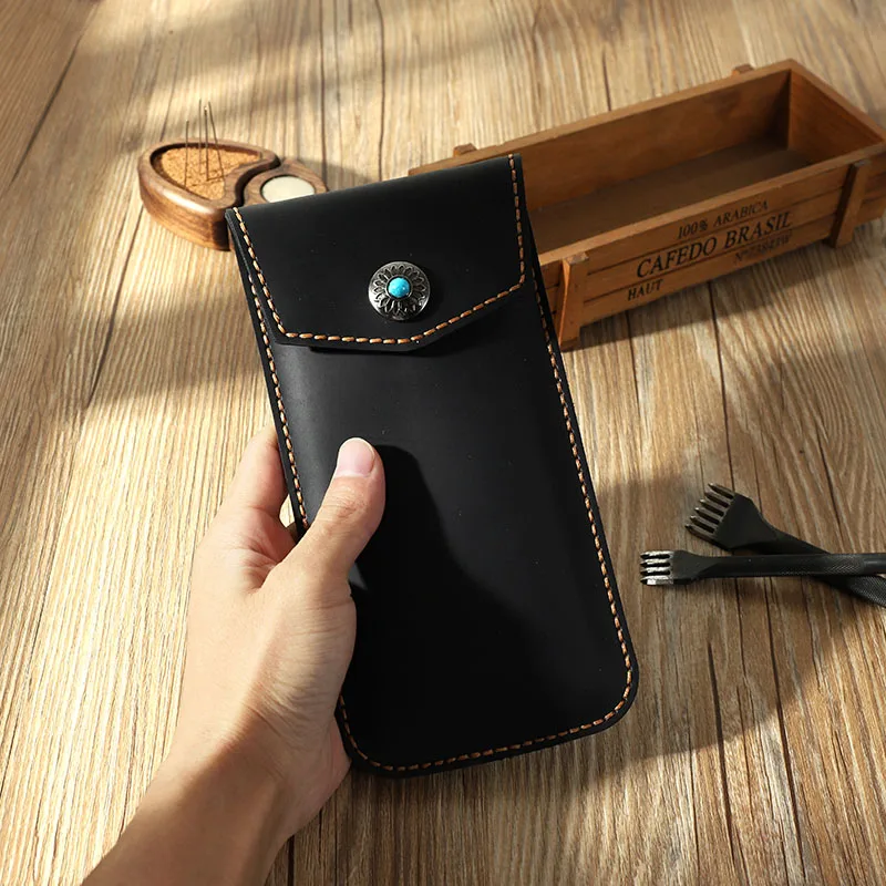 Handmade Genuine Leather Pen Cover with Large Capacity Retro-style Pen Bag Creative Pen Pouch Pencil case Stationery Articles - Цвет: black