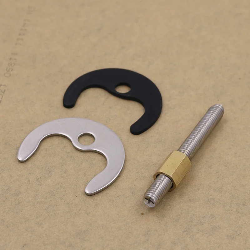 

Old-Fashioned Wash Basin Kitchen Sink Hot And Cold Faucet Gasket Fastener Base Fixed Horseshoe-Shaped Screw Parts