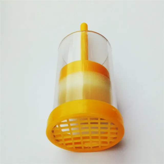 Queen Méh Marker Műanyag Üveg Palack Doboz Hasznos Farm Dugattyú Hordozható Berendezéssel Jelöli A Ketrec Sárga Méhészetet - Image 4