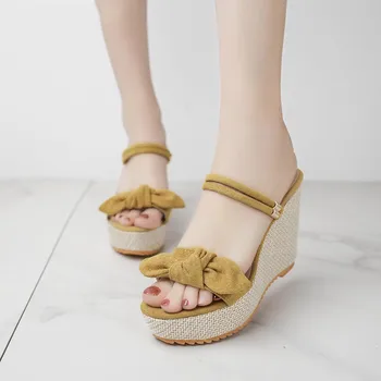 

2020 New Slippers Women's Slippers Fashion High-heeled Sandals Waterproof Platform Slippers Sandals Beach Slippers Women's Shoes