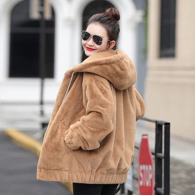 khaki Faux Rex Rabbit Fur Coat Female Winter New Long Sleeve Korean Loose Plush Thick Hoodies Sweatshirt Jacket For Women f2084 - Цвет: khaki