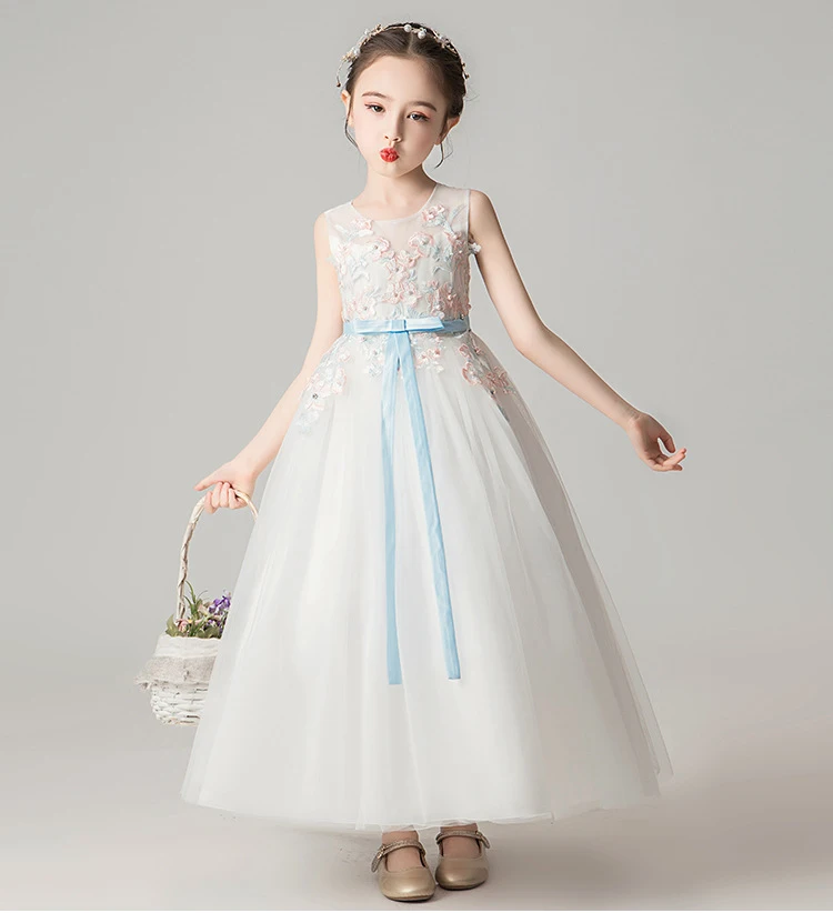 10817207696_1152233505