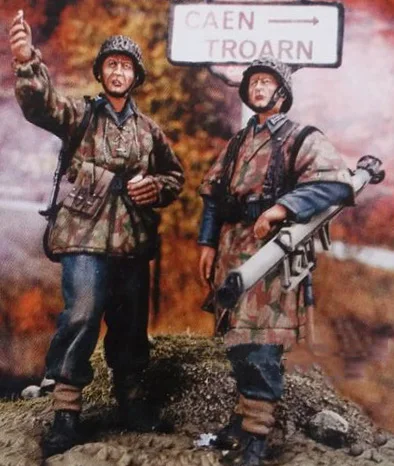 

1/35 Resin Model Building Kit Figure Soldier