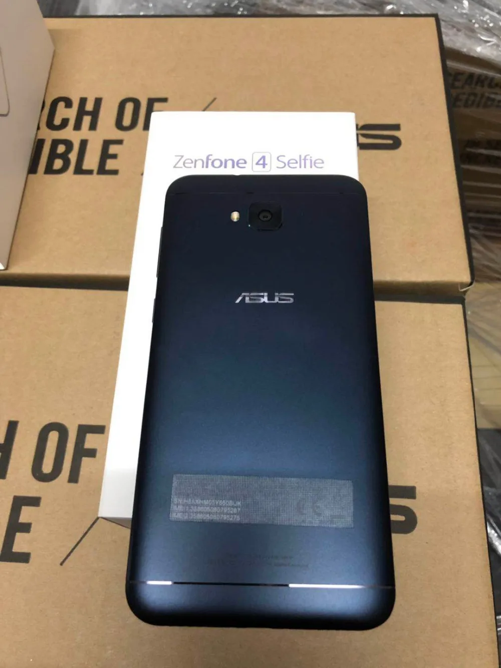 Мобильный телефон Asus Zenfone 4 Selfie, 4 ГБ, 64 ГБ, ZD553KL, две sim-карты, 5,5 дюймов, 16 Мп+ 20 Мп+ 8 Мп, отпечаток пальца, 3000 мАч, 4G LTE, Android