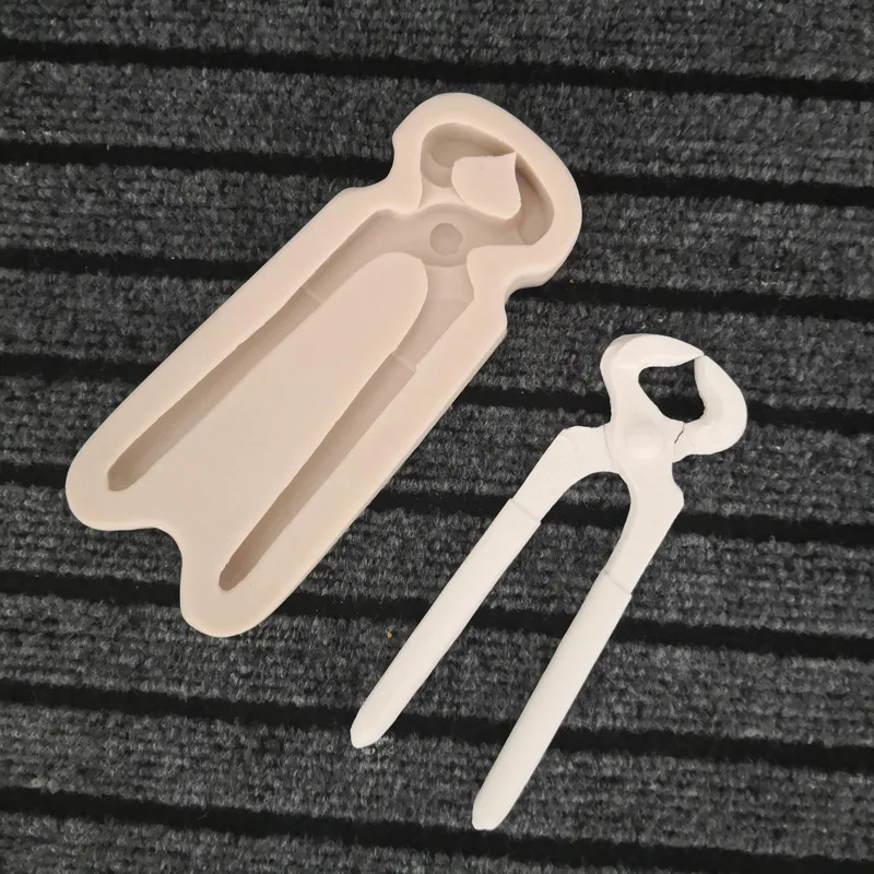 

Pliers Flower Branch Scissors Silicone Mold Cake Decoration Fondant Cake 3D Mold Food Grade k383