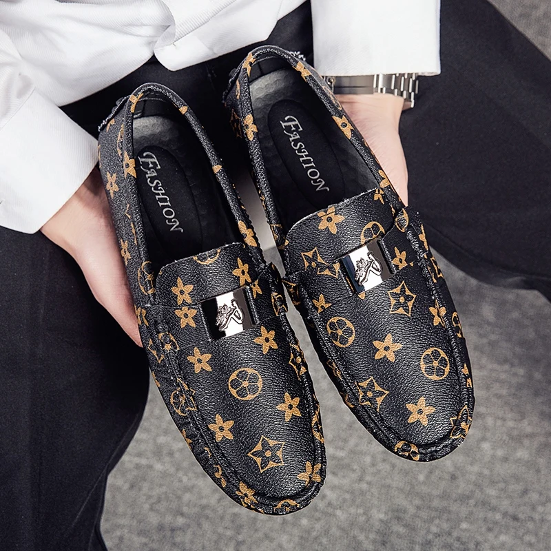 

Plus Size 38-48 Flat Shoes Men Loafers Soft Slip On Shoes High Quality Leather Casual Shoes Moccasins Men Gommino Driving Shoes