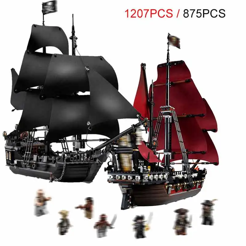 

875pcs Black Pearl Ship Playmobil Accessories action Figures pirate Compatible legoinglys 4184 techinc Set Building Blocks Toys