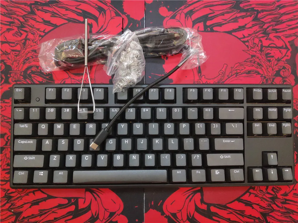 Новинка 2019 черная Сливовая NIZ 87 TKL емкостная механическая клавиатура bluetooth 35g
