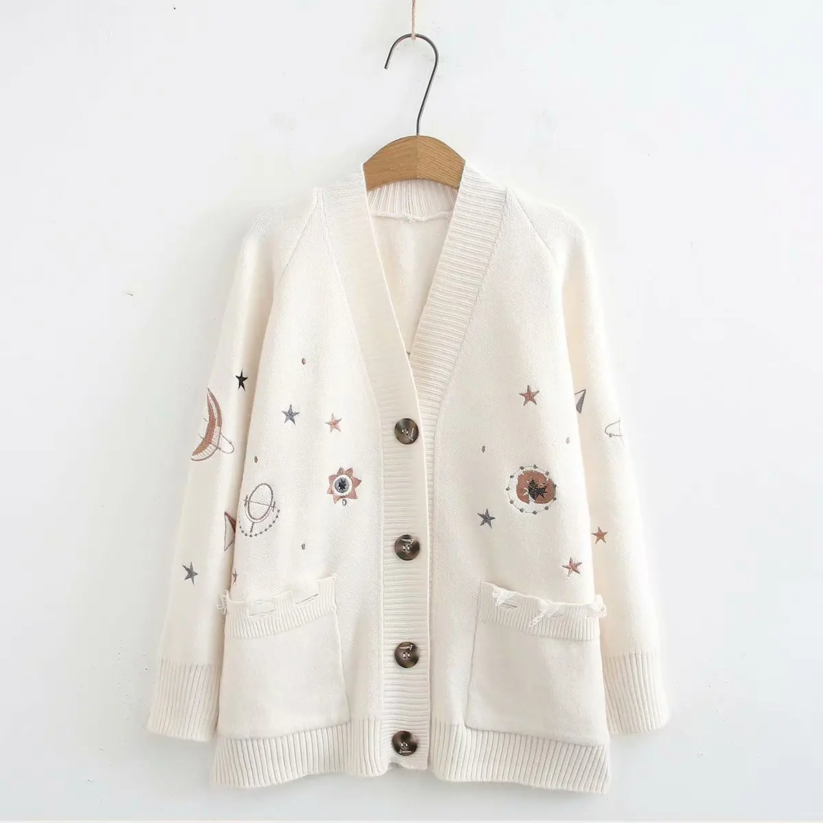 Women Clothes Autumn and Winter Clothes Women Fashion Embroidery Cardigan Women Sweater Women Casaco Feminino