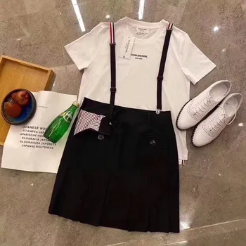 

Letters short sleeve round collar ‮ ShangMian ‬ clothes + braces skirt fashion leisure sports ‮ outfit set ‬ two sets