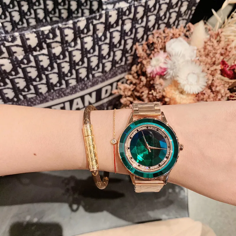 Лучшие модные благородные зеленые статусные часы для женщин водонепроницаемые полностью стальные Кристаллы часы многогранные лицо платье наручные часы