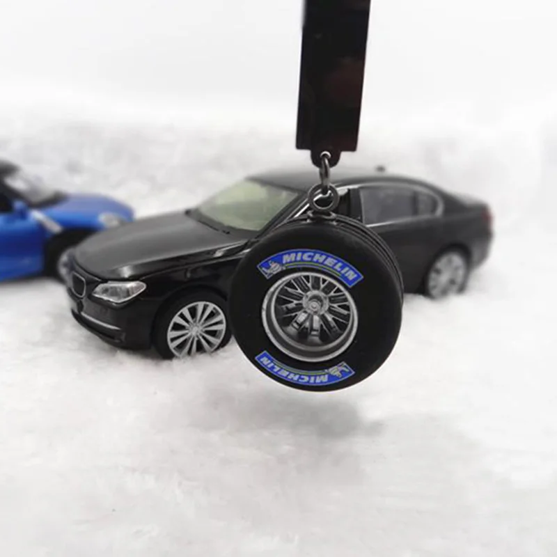 wheel keychain 1 шт. автомобильный стильный брелок для автомобиля, тюнинг обода колеса, jdm брелок для ключей для мужчин, брелок для гоночных шин, opona pneumatyczna, брелок для ключей - Цвет: wheel keychain