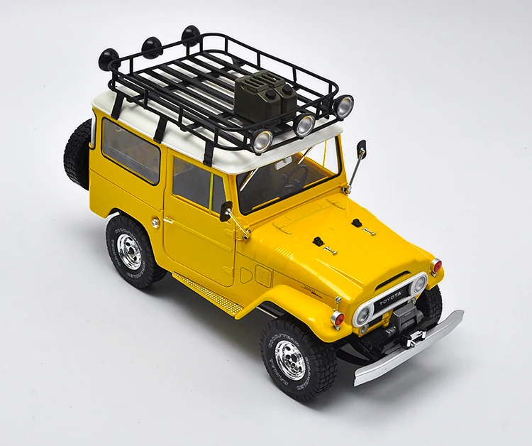 1:18 Toyota FJ40 1977 сплав модель автомобиля статические металлические модельные автомобили оригинальная коробка для подарков коллекция