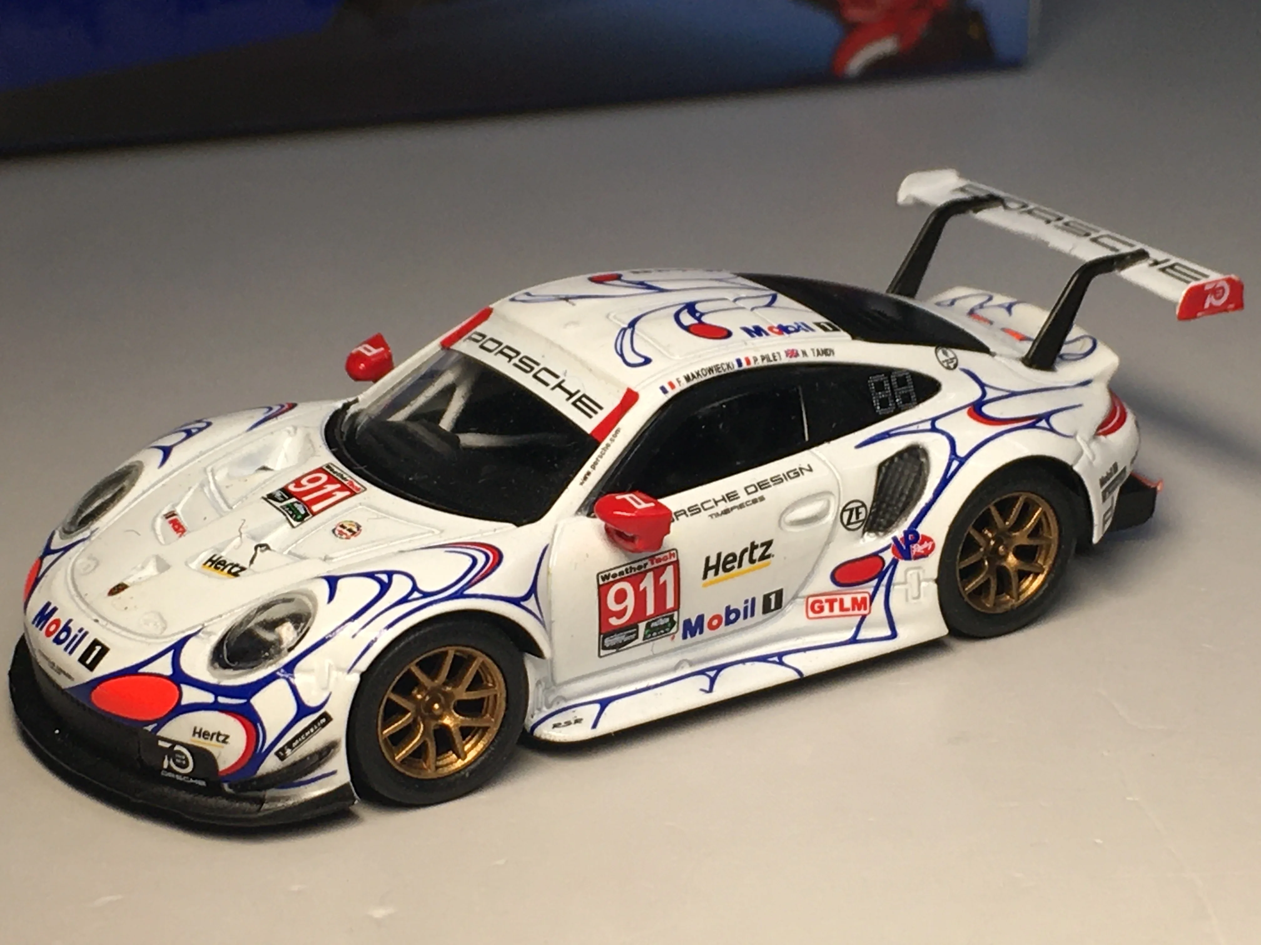 Sparky 1/64 Y135 Porsche 911 RSR No.911 GT Team Winner GTLM class Petit Le Mans 2018 Die Cast Model Car | Игрушки и хобби