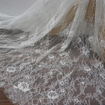 

2019 top quality European style wedding lace fabric 1.5 meters wide 3 meters long eyelash lace french lace sewing for gowns!
