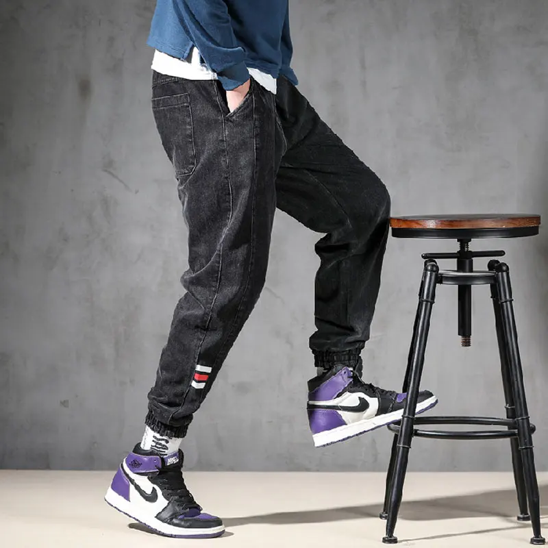 Black Color New Fashion Casual Men Pants Slim Fit Leg Men Jeans Hip Hop Jeans Men Punk Style Trousers Pants for Men Black Color New Fashion Casual Men Pants Slim Fit Leg Men Jeans Hip Hop Jeans Men Punk Style Trousers Pants for Men