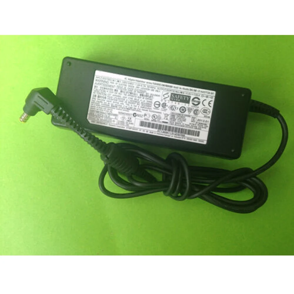 KFD DC 12V-24V KFZ Netzteil Ladegerät für Panasonic Toughbook CF-31 CF