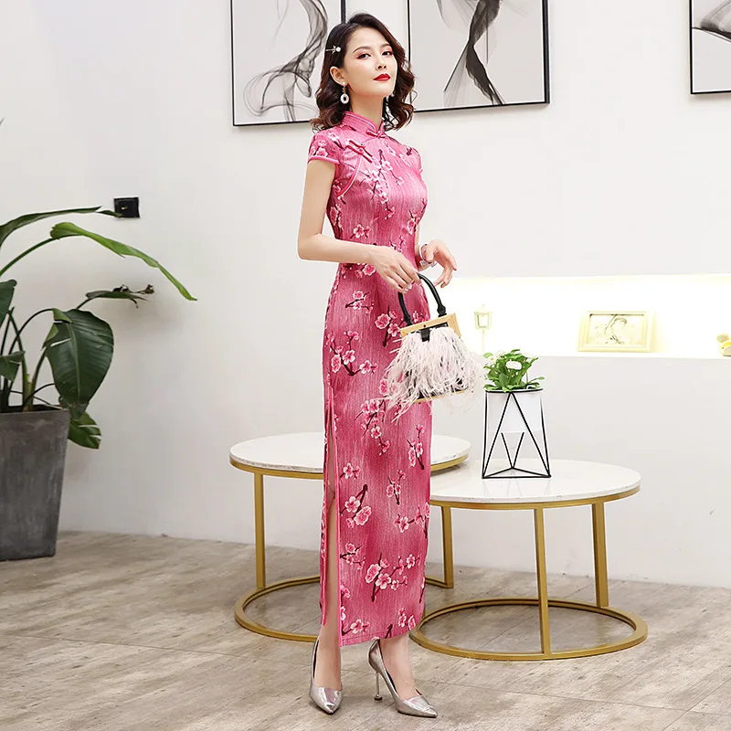 Улучшенная версия cheongsam платье для молодой девушки элегантный Новая мода сливы китайский стиль Ретро Подиум костюм длинная секция