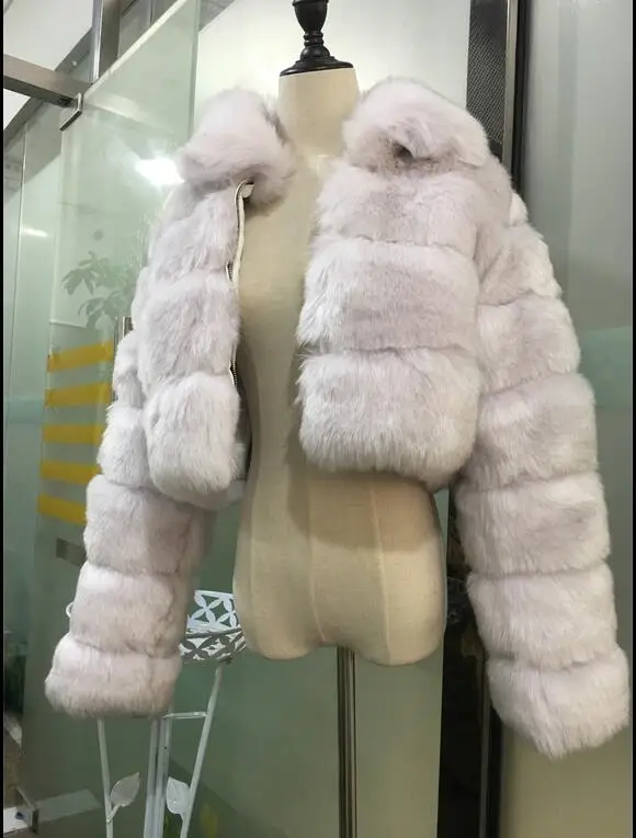 New Arrival Woman's Fake Fox Fur Coat Short Style