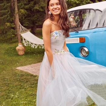 

Sweet Pink Tulle Prom Dresses Strapless Flower Appliques Cocktail Dresses Tea Length Pleats Ball Gowns Vestidos De Fiesta