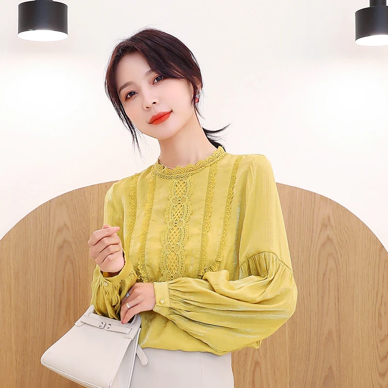 

COIGARSAM Casual Lace blouse women New Spring Fashion Full Sleeve Chiffon Solid Loose blusas womens tops and blouses White 896
