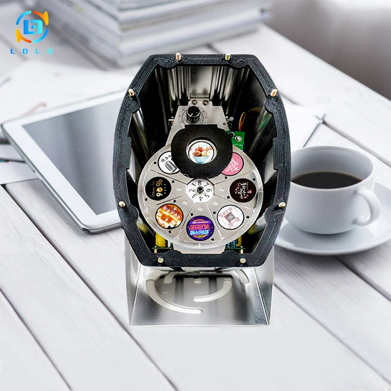 Рисунок 2 - Проектор с логотипом 8 gobos