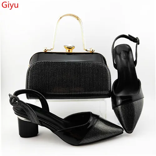 MD018 BLACK SIZE 38-42 HEEL 7CM 1.14KG RMB198