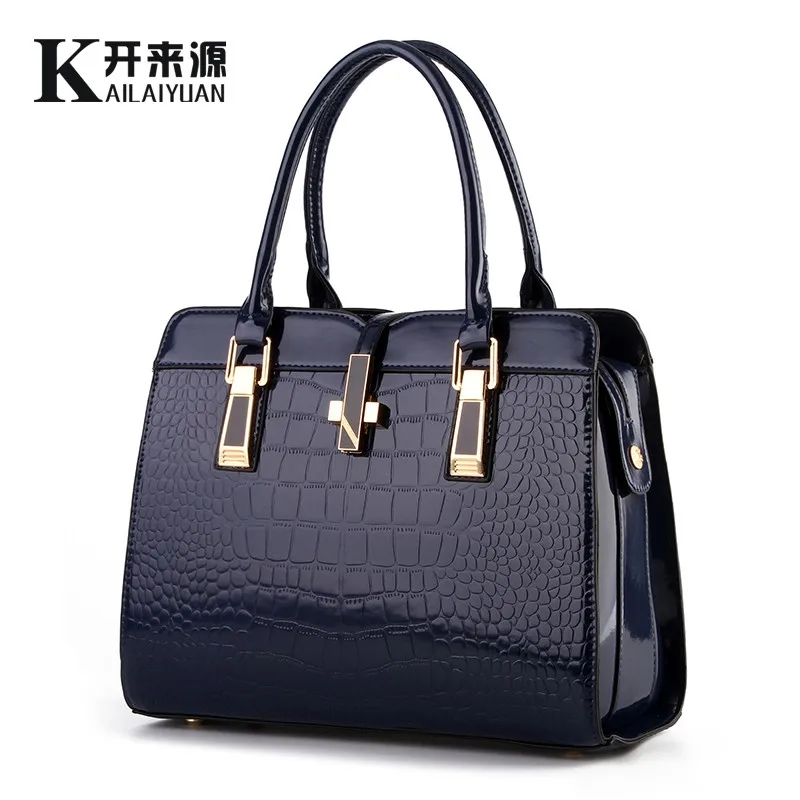 Billig 100% echtem leder Frauen handtasche 2019 Neue helle patent leder krokodil muster mode schulter schulter damen taschen