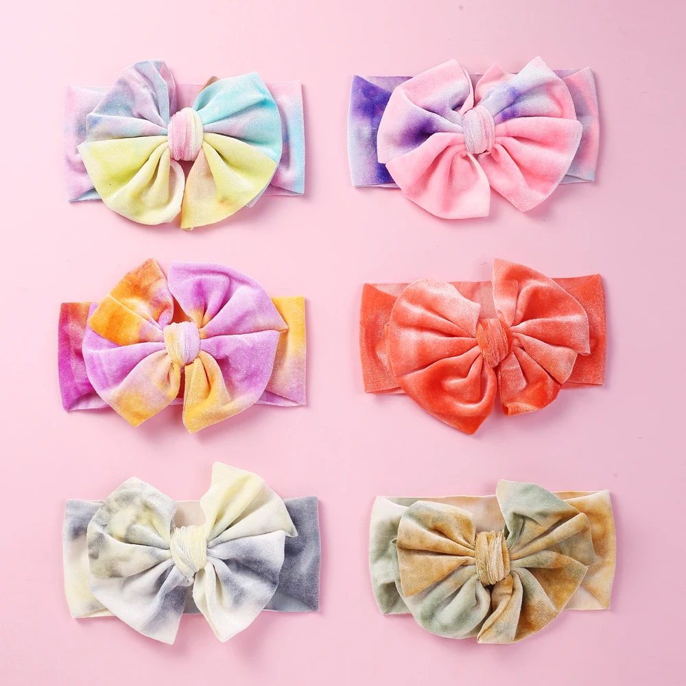 Рисунок 5 - Тканевые заколки для волос с бантом