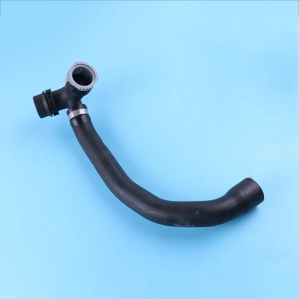 LR005564 For Land Rover 2008-2012 LR2 Engine Cooling Coolant Water Return Hose Pipe