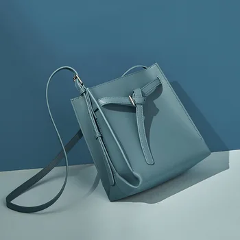 

2020 Autumn New Women's Bag Fashion Non-Mainstream Bucket Bag Single-Shoulder Crossbody Bag