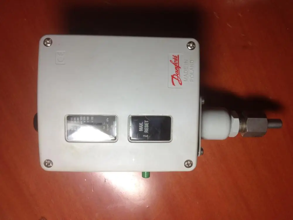 

Danfoss DANFOSS pressure controller, RT5A pressure switch 017A1695-01