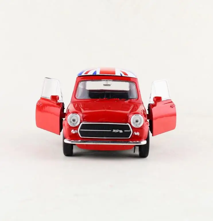 Классическая модель автомобиля с высокой симуляцией 1:36 ретро игрушечная машинка