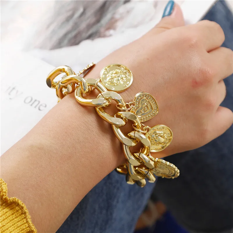 Новинка, корейский браслет с подвеской в виде монетки в виде сердца, позолоченный металлический браслет для женщин, браслет для девочек вечерние подарки
