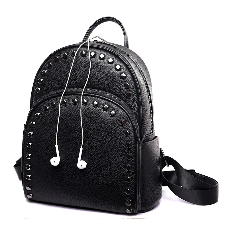 

100% Genuine Leather Women Backpack New Fashion Luxury Brand Female Real Natural Leather Rivet Girl Student Casual Backpack