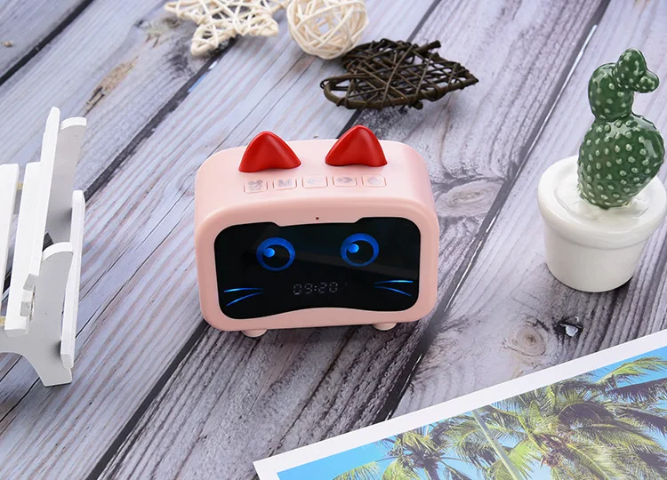 pink Wireless Bluetooth Speaker New Creative Subwoofer Portable Card Radio Call Function Clock Mini Audio Gift Computer Speaker - Цвет: pink