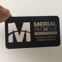 Пользовательские стильные матовые черные Выгравированные из нержавеющей стали полые визитные карточки металлические визитки