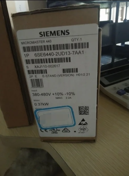 Новый Siemens 6SE6 440 2UD13 7AA1 6SE6440 Бесплатная доставка|Автоматизация зданий| |