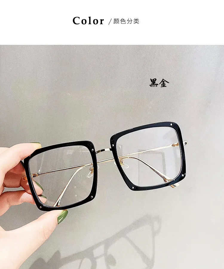 16001745608_770435616