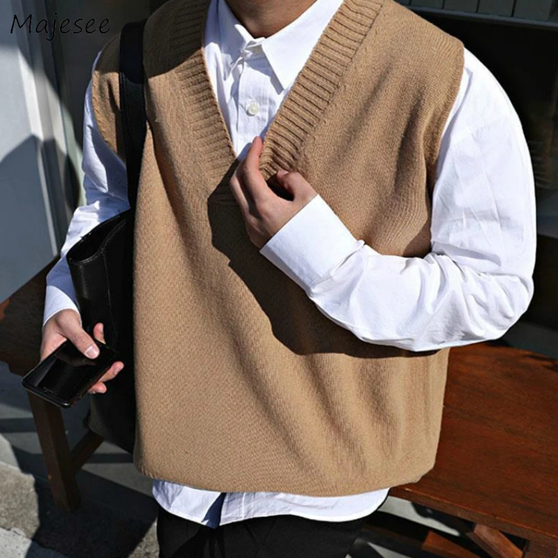 

Sweater Vest Men V-neck Solid Simple Casual 2XL Oversize Spring Autumn Mens Vests Chic All-match Preppy Style Daily Outwear New